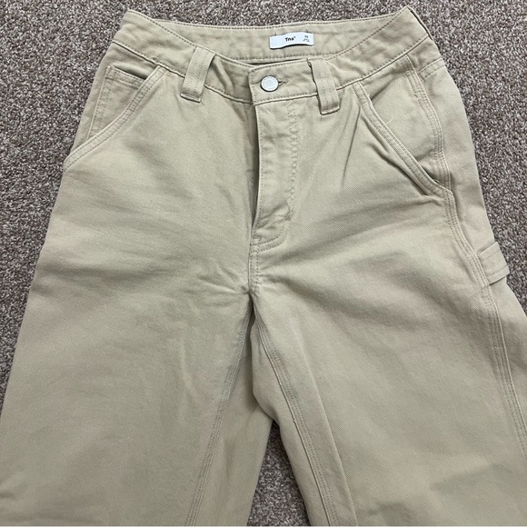 Aritzia cargo pants - Picture 6 of 9